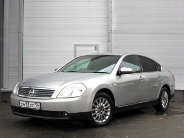 Nissan teana, 2004