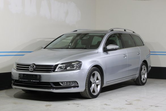 Volkswagen Passat, 2011