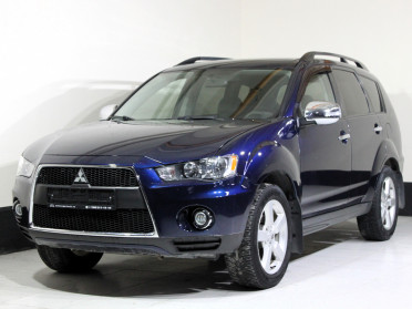 MITSUBISHI OUTLANDER, 2011