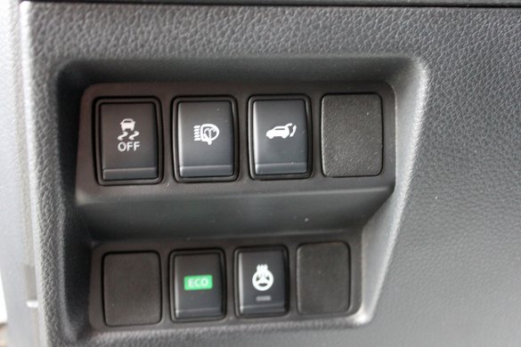 2272
