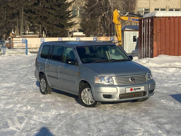  Toyota Succeed, 2003